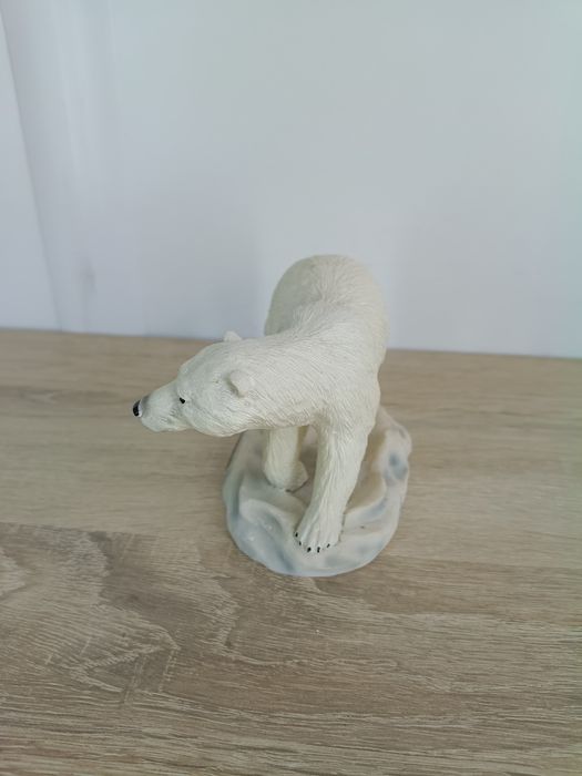 Figurka niedźwiedzia polarnego „Norway”