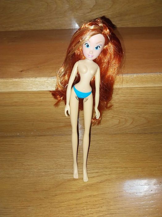 Boneca Winx - Bloom426480912597012482