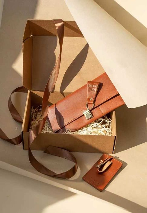 Набір шкіряних аксесуарів подарунковий