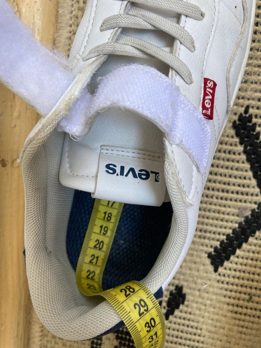Кросівки. Levis. жіночі. дитячі. Оригінал