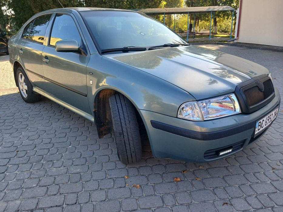 Skoda Octavia Tour 2.0i 2003