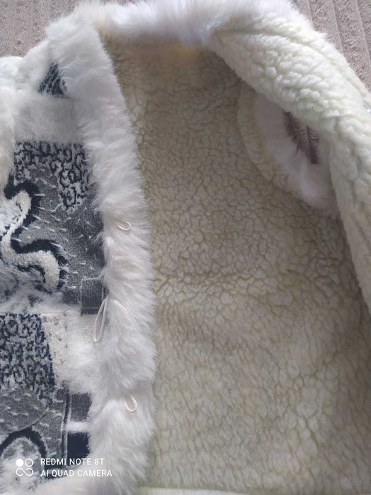 Дитяча безрукавка...