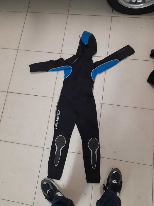 Fato de mergulho tribord e barbatanas