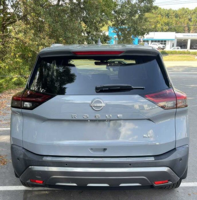 Nissan Rogue SL      2022