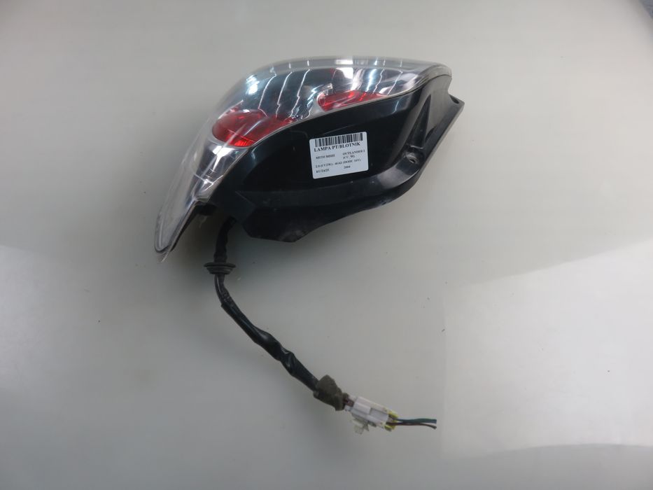 Lampa Prawa Tylna Mitsubishi Outlander I (cu_w)
