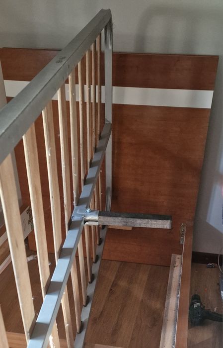 Cama solteiro com colchão