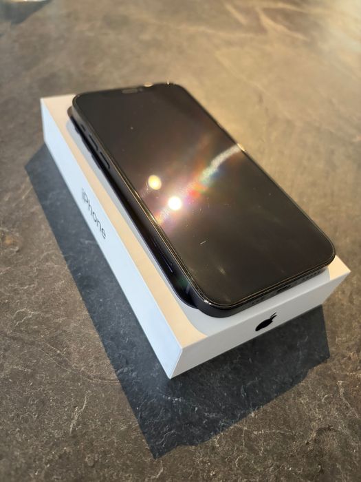iPhone 12 64GB bateria 77%