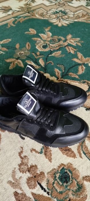 Кросівки Valentine