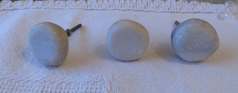 Puxadores Diversos para Portas e terminais - 10 Peças Novas