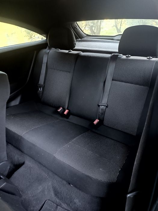 Opel Astra GTC H 1.7 125cv (150000klm) negociável