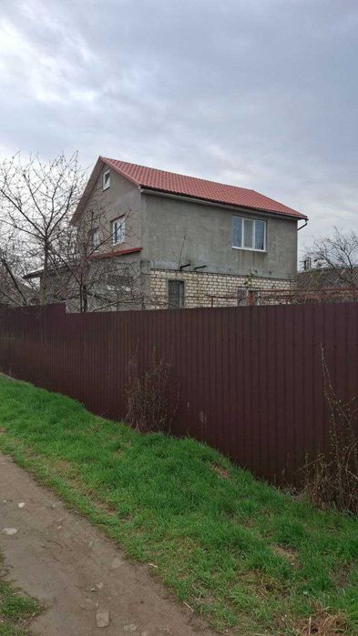 Продам 2-х этажный дом в Светлом