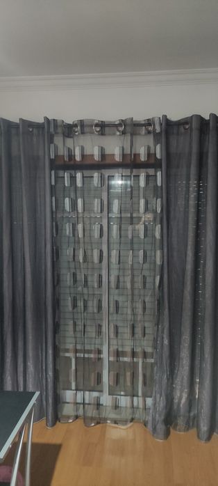 Cortinados e varão