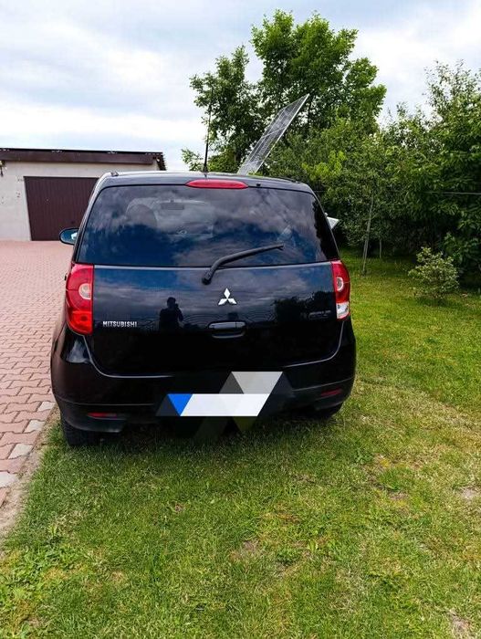 auto Mitsubishi Colt