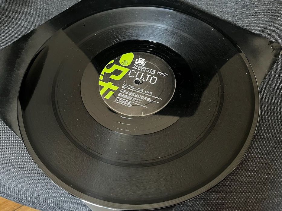 Cujo - Eyes Wide Shut / Sleepwalker VG+/Generic Drum n Bass