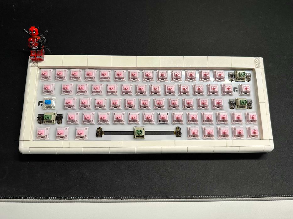 Teclado Mecânico Kit Adam 64 KBDcraft HotSwap Custom RGB QMK VIA