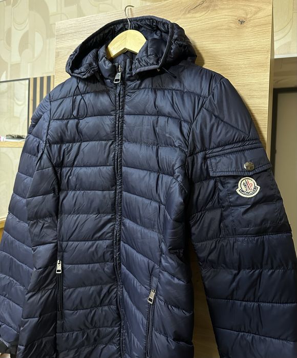 Жіноча курточка Moncler