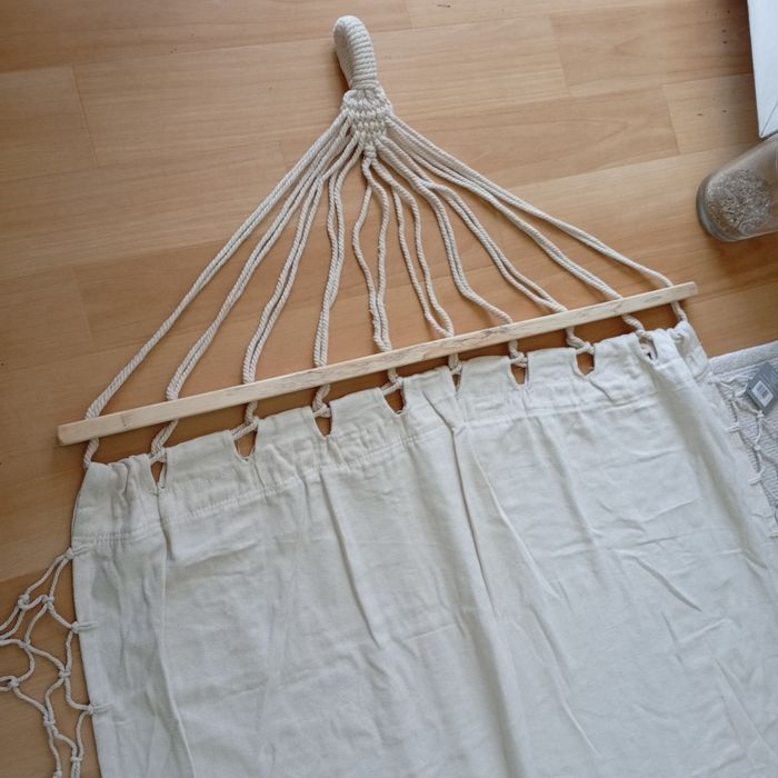 Beżowy hamak Boho z frędzlami