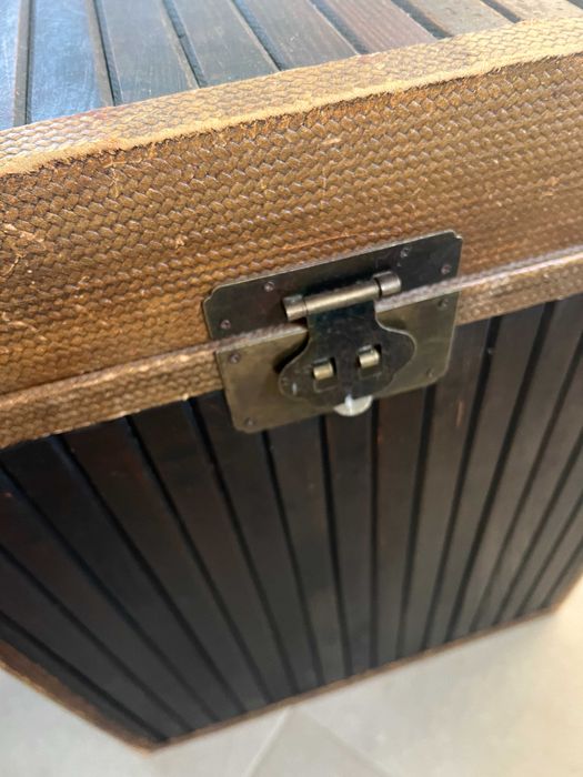 Baú de madeira Movéis Paiva