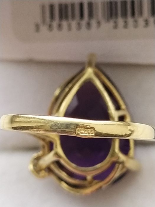 Золоте кольцо 585