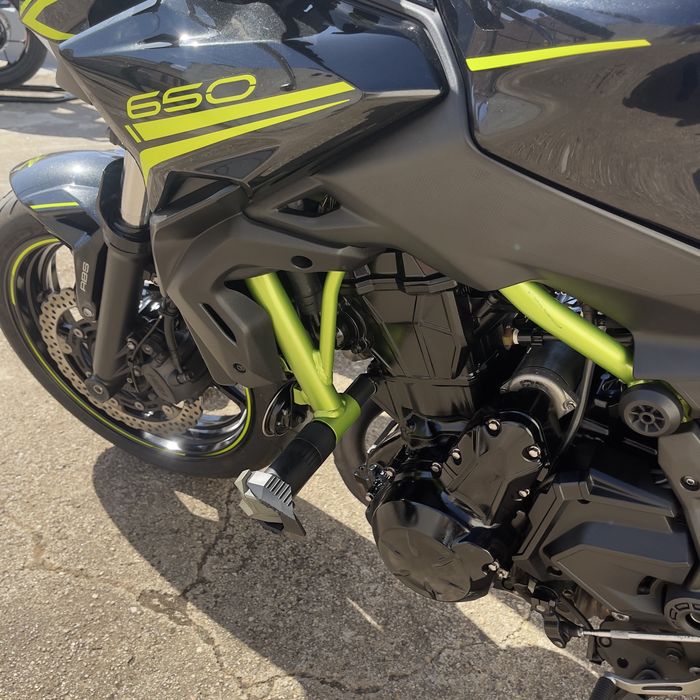Kawasaki     Z650