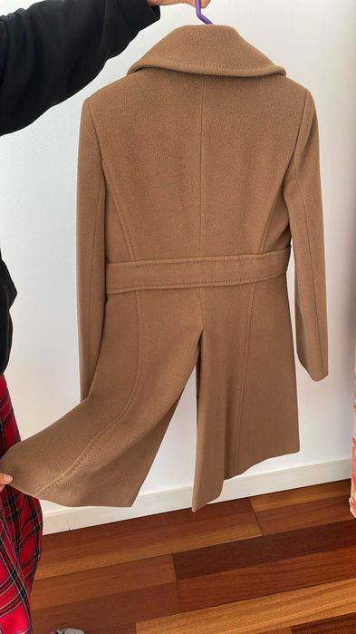 Casaco Carolina Herrera, camel