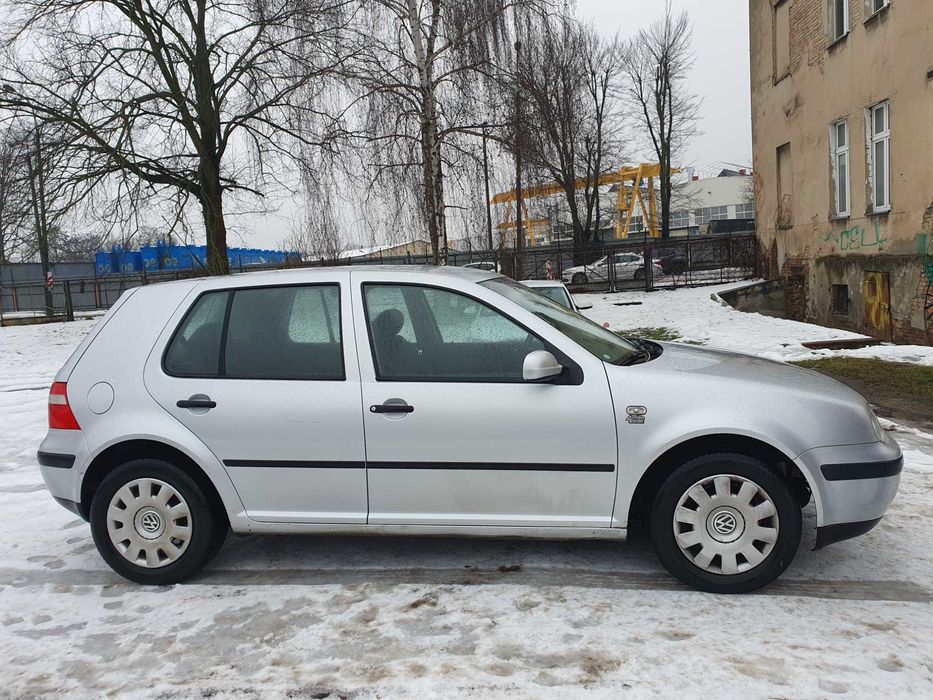 Volkswagen Golf 4