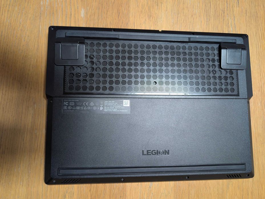 Portátil Lenovo Y540 15IRH 81SX, i7 9750H, 32GB RAM, RTX2060 com Caixa