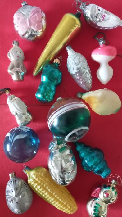 Елочные  игрушки  ссср ежь кукуруза  месяц