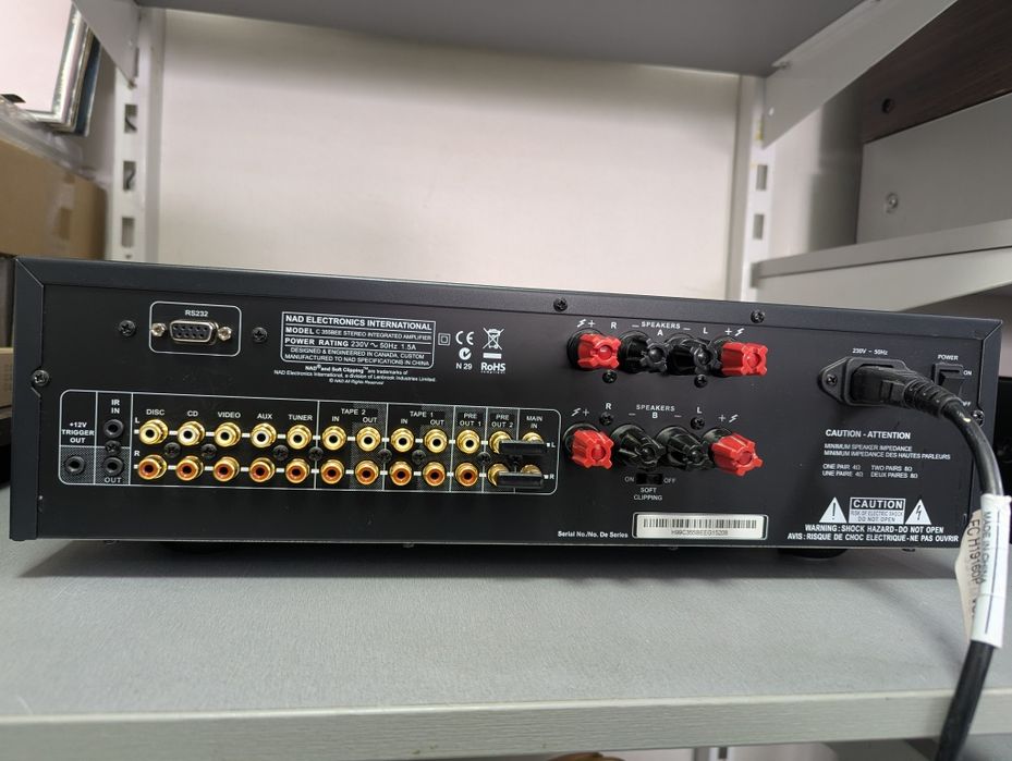 Hi-Fi Стерео усилитель NAD C-355 Bee. 2х120 Вт. PreOut. Идеал!