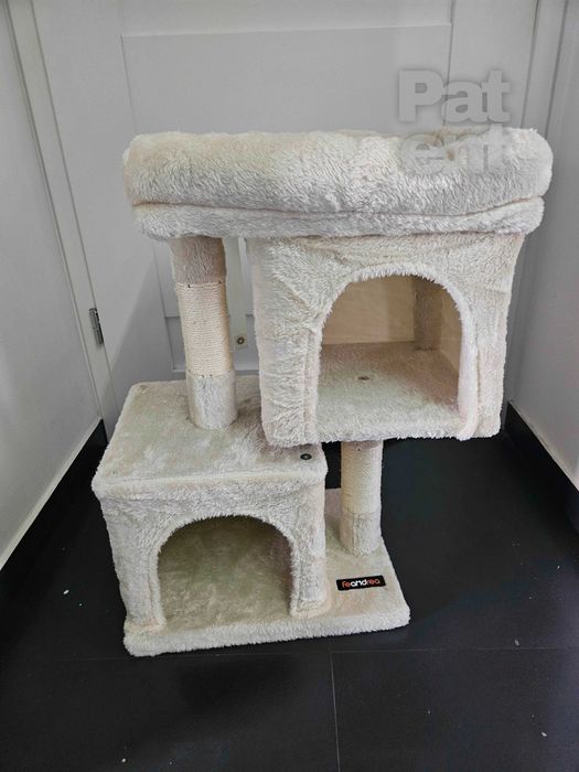 Drapak dla kota kompaktowy 67 cm beżowy domek słupek legowisko
