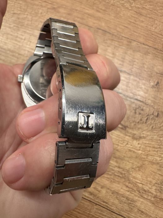 Tissot Seastar (ze zintegrowaną bransoletą) cal.2030