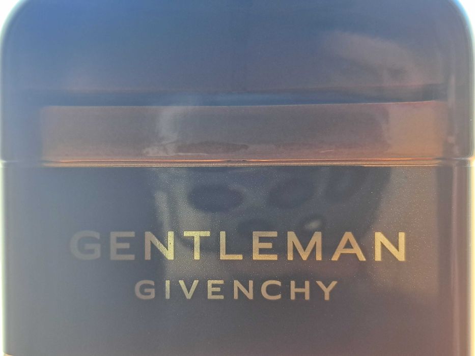 Perfume GIVENCHY GENTLEMAN Eau de Parfum Reserve Priveé 100ml