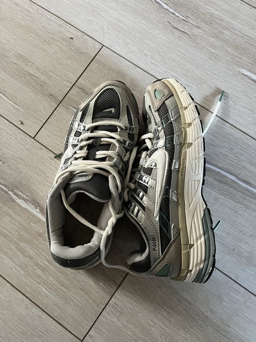 Спортивні кросівки nike