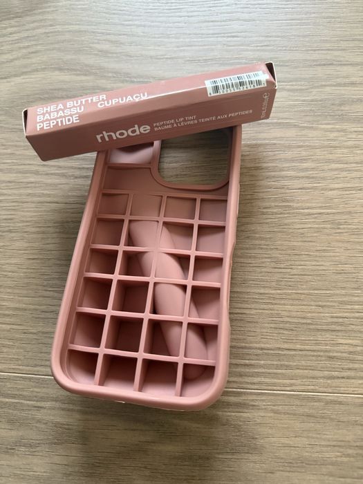 Rhode case nowe etui na telefon - iPhone 16 Pro - brudny pastelowy róż beż