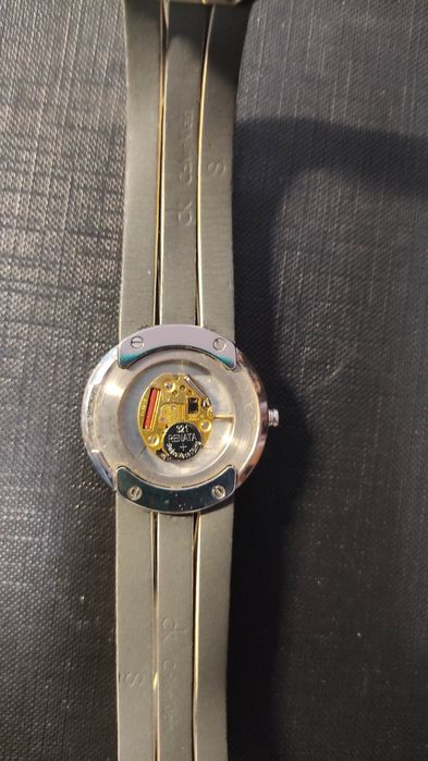 Relógio de senhora CK ótimo estado