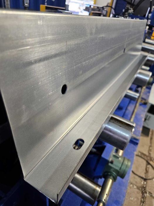 Profile stalowe,Typ CiZ, konstrukcja stalowa, kształtowniki zimnogięte