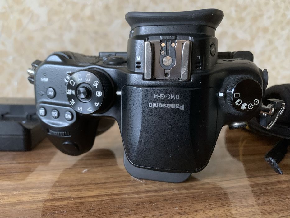 panasonic gh4 - купити цифрові фотокамери - Ціна на OLX.ua