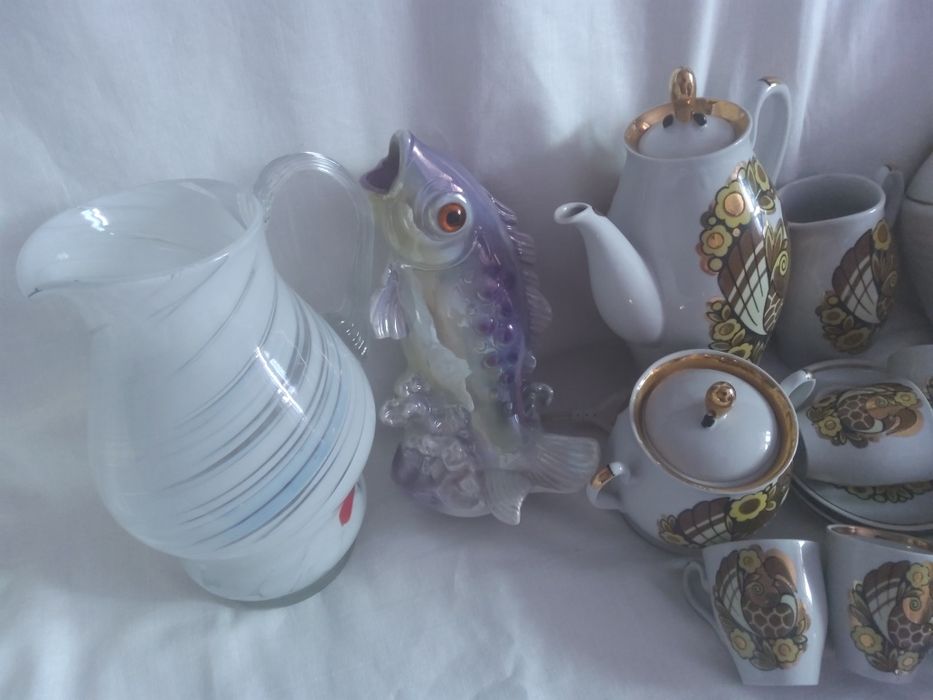 Сервизы,кувшин,,графин