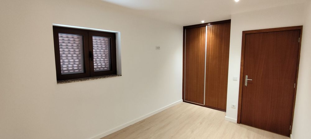 Casa T3 renovada em Nespereira - para arrendar