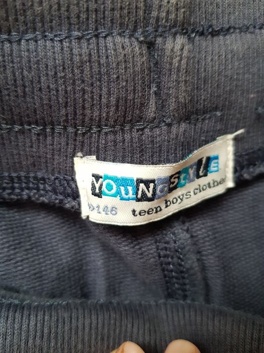 Spodenki chłopięce rozmiar 146