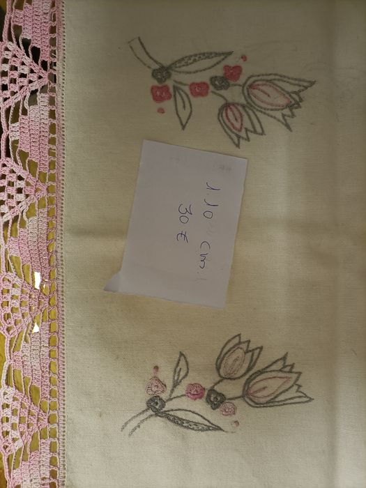 Naprons compridos bordados