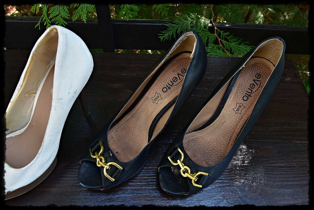 2 pary używanych szpilek, BERSHKA: 39, obcas: 12,5 cm, EVENTO: 39, obcas 11,5 cm