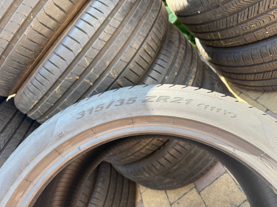 315-35 R21 111Y Pirelli Pzero NO 2шини
