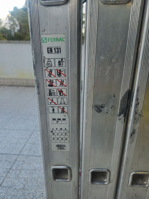 Escada multifunções 4m