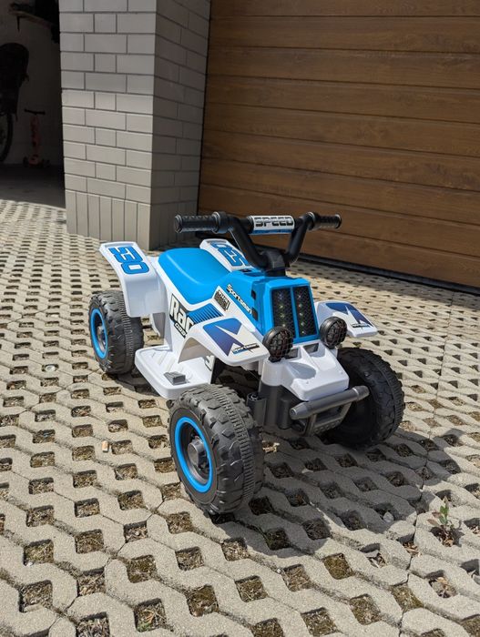 Quad pojazd elektryczny na akumulator dla dziecka (autko / samochód)