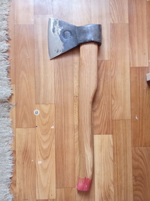 Топор 1986 года тех времён