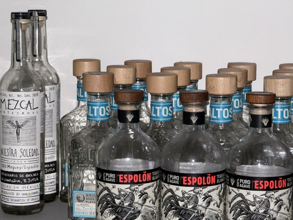 Порожні пляшки з під текіли 0,7 літра