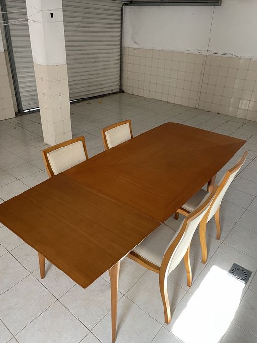 Mesa extensível, 4 cadeiras