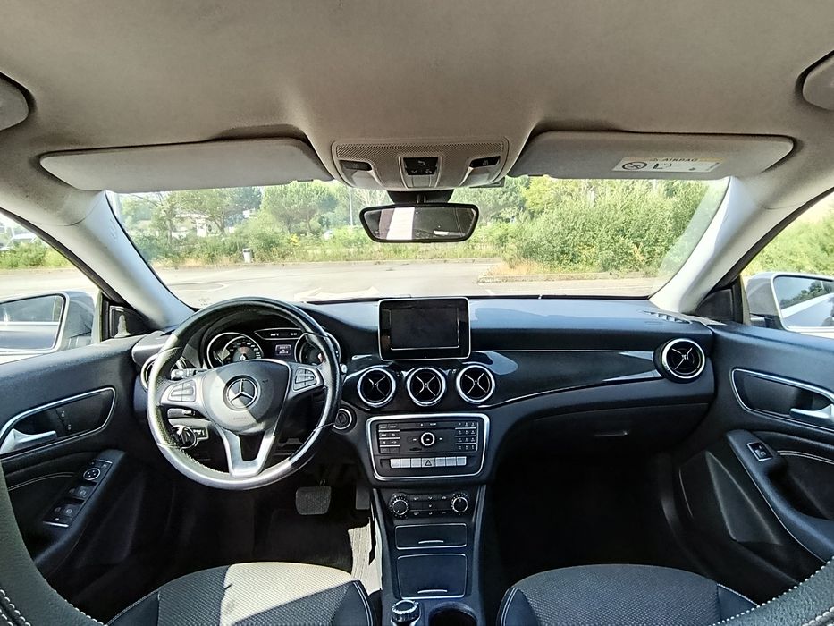 Mercedes-Benz CLA 180 d Shooting Brake