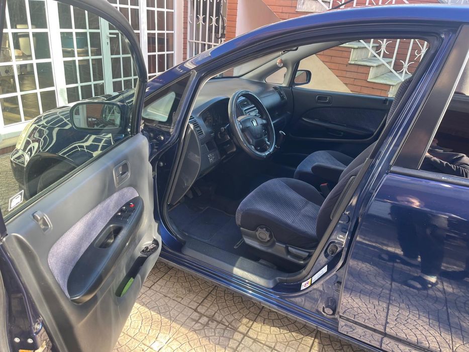 Honda Stream 1.7 GPL – 7 Lugares